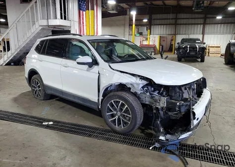 2021 Volkswagen Tiguan Se z USA, uszkodzony, nr VIN 3VV2B7AX7MM077945